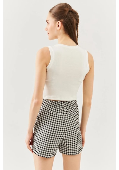 Butikgiz Kadın Sıfır Kol Bisiklet Yaka Vücuda Oturan %100 Pamuklu Kaşkorse Esnek Crop Bluz Beyaz