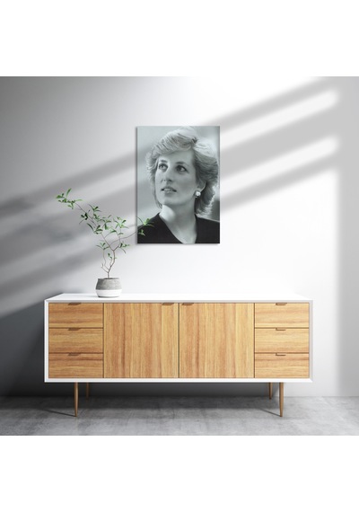 Cakasepetim Princess Diana Kısa Saç Ve Küpeli Fotoğrafı Ahşap Mdf Tablo