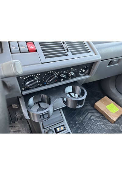 Renault Clio 1 Bardaklık