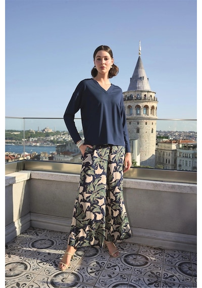 Will Like Herşeytrend Yaprak Desenli Uzun Kollu V Yaka Pijama Takımı Lacivert