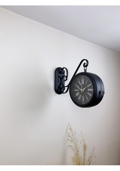 Siyah Metal Roma Rakamlı Çift Taraflı İstasyon Saati 36 X 25 Cm