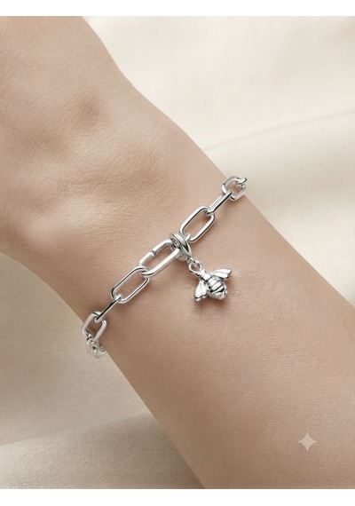 Kadın Böcek Model Mini Gümüş Charm