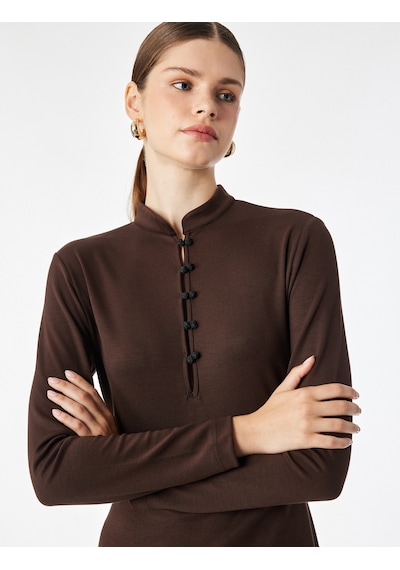 Koton Slim Fit Yırtmaç Detaylı Uzun Kollu Düğmeli Dik Qipao Yaka Midi Elbise Kahverengi 7wak80029uk Kahve Koton Slim Fit Yırtmaç Detaylı Uzun Kollu Düğmeli Dik Qipao Yaka Midi Elbise Kahverengi 7wak80029uk Kahve