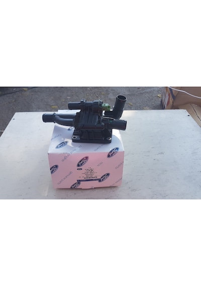 Ford Focus 3 (2011-2018) Dizel  Ford Termostat Gövdesi 287903213