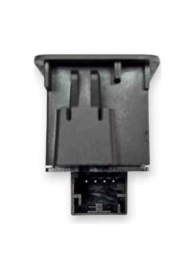 Audi Q7 10-15 Elektrikli Bagaj Kapağı Kapatma Düğmesi 4g0959831a