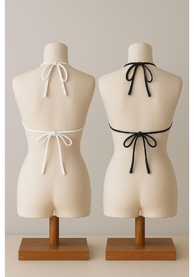 Moda Dua Kadın Siyah Ve Beyaz Minimal Kesim Üçgen Bikini Üstü Çok Renkli