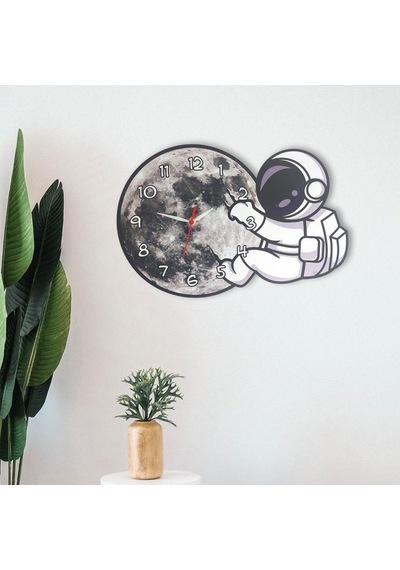 CajuArt Dekoratif Astronot ve Ay Temalı Çocuk Odası Duvar Saati Siyah