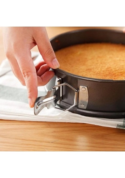 Patisse Yuvarlak Kelepçeli Altı Çıkabilen Pasta-kek Kalıbı - 20 Cm Goldcakes
