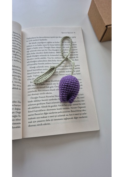 Mor Lale Örgü Kitap Ayracı Amigurumi Hediyelik