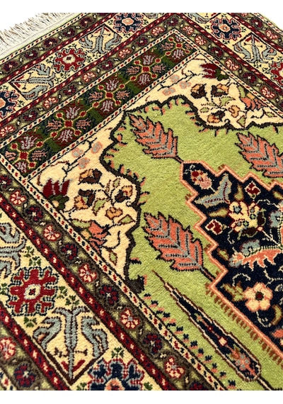 Burak Halı El Dokuma Sıfır Bünyan Seccade 88x140 Yeşil Kök Boya Namazlık