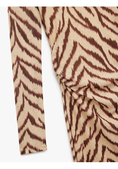 Koton Slim Fit Yırtmaçlı Uzun Kollu Bisiklet Yaka Zebra Desenli Drapeli Elbise Bej Desenli 6wak80262ek Ekru Koton Slim Fit Yırtmaçlı Uzun Kollu Bisiklet Yaka Zebra Desenli Drapeli Elbise Bej Desenli 6wak80262ek Ekru