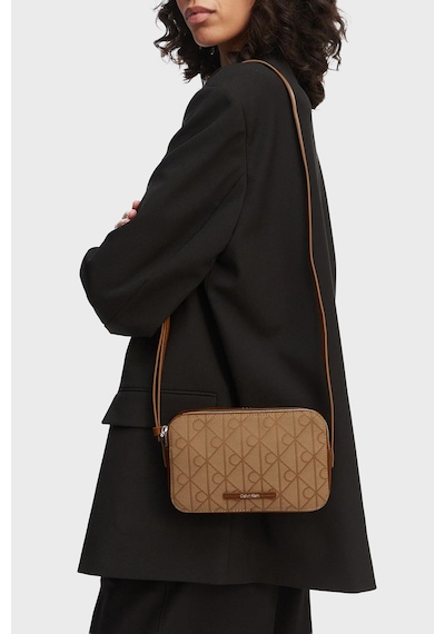 Calvin Klein 4g Logolu Ayarlanabilir Askılı Çanta Lv04f3533g8dz Bayan Çanta Lv04f3533g 8dz Camel