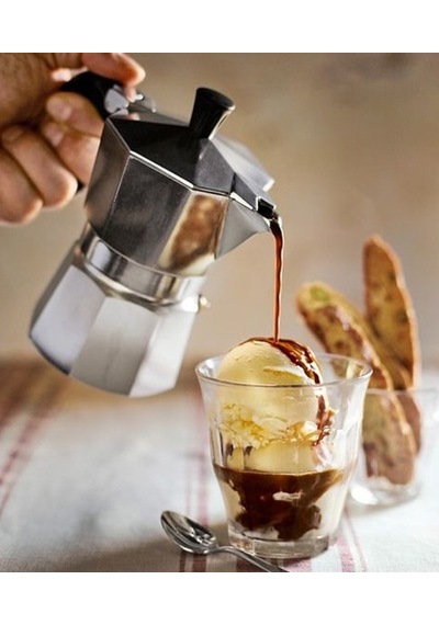 Bialetti Moka Pot Moka Express 4 Cup