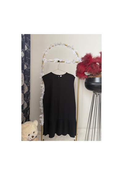 Unika Boutique Piliseli Kolsuz Tesettür İçlik Gömlek Pliseli Pileli Siyah