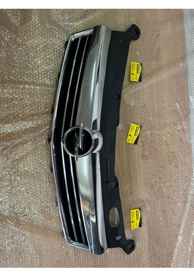 Opel Astra H Ön Panjur 2007-2011 Komple