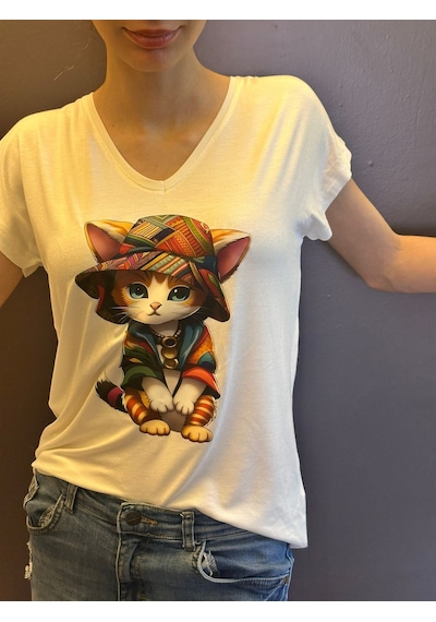 Etnik Kedi Baskılı V Yaka Kadın T-shirt Beyaz