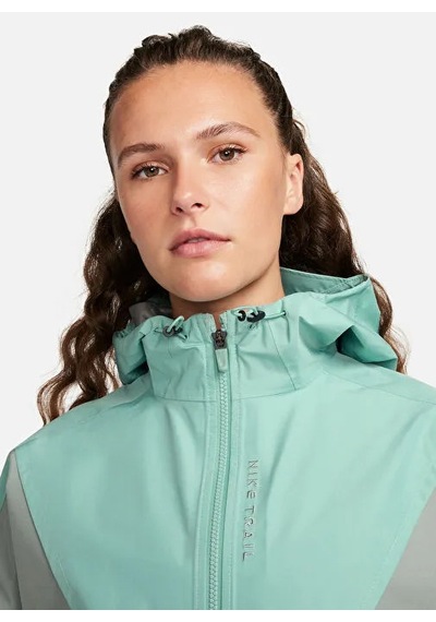 Nike Nikefb7642-309 W Nk Traıl Grtx Infınıum Yeşil Kadın Ceket
