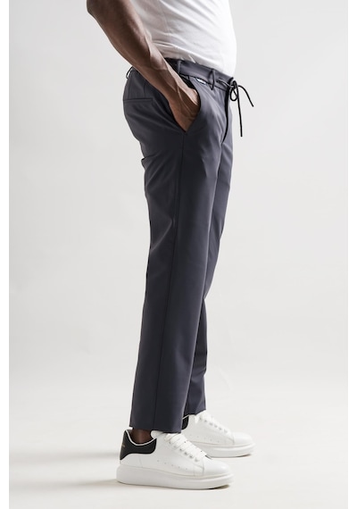 Slimfit Beli Lastikli Ve İplikli Polyamid Hafif Parlak Kışlık Kumaş Erkek Jogger Pantolon 001