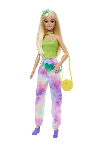 Hkb07 Barbie Ve Muhteşem Kıyafetleri