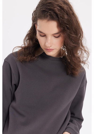 Tudors Kadın Oversize Geniş Kesim Pamuklu Bisiklet Yaka Füme Sweatshirt-39927 Füme