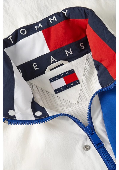 Tommy Jeans Logolu Oversize Su İtici Saklanabilir Kapüşonlu Mont Erkek Mont Dm0dm23225 Ybl Beyaz Tommy Jeans Logolu Oversize Su İtici Saklanabilir Kapüşonlu Mont Erkek Mont Dm0dm23225 Ybl Beyaz