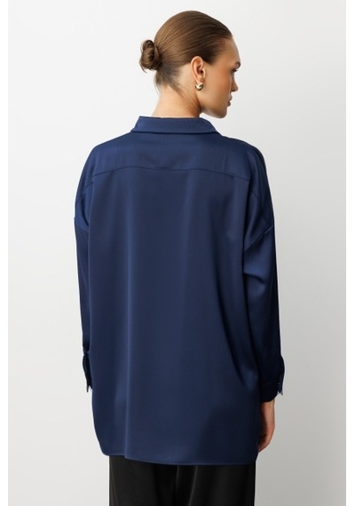 Mizalle Lacivert Metal Düğmeli Saten Tunik Gömlek