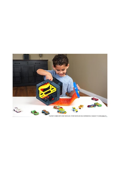 Hot Wheels Kıvrılan Yarış Pisti Gyx11