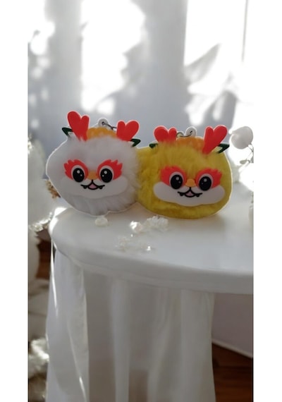 Sevimli Yüz Desenli Peluş Anahtarlık Yumuşacık Ve Eğlenceli Aksesuar 1 Adet