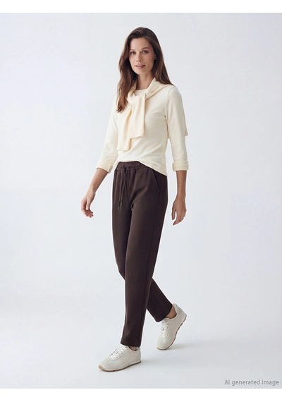 Lc Waikiki Lcw Modest Kahverengi Beli Lastikli Kadın Eşofman Altı Dark Brown