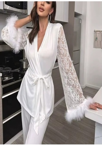 Ece's Design Lüks İpeksi Saten Dantelli Ortiş Tüylü Kadın Pijama Takımı 2 Parça W2012 Beyaz Ece's Design Lüks İpeksi Saten Dantelli Ortiş Tüylü Kadın Pijama Takımı 2 Parça W2012 Beyaz