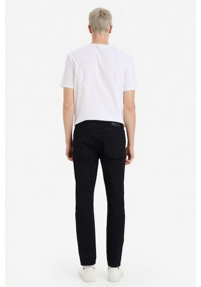 Defacto Pedro Slim Fit Dar Kalıp Normal Bel Dar Paça Jean Pantolon S2711az26spnm40 Siyah-nm40