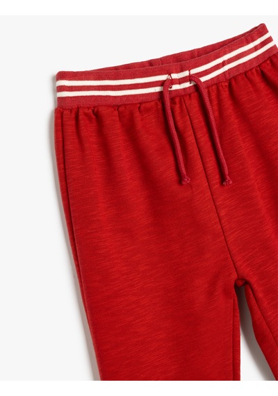 Koton Jogger Eşofman Altı Beli Bağlamalı Pamuklu Şardonlu Kırmızı 5wmb40032tk Kırmızı Koton Jogger Eşofman Altı Beli Bağlamalı Pamuklu Şardonlu Kırmızı 5wmb40032tk Kırmızı