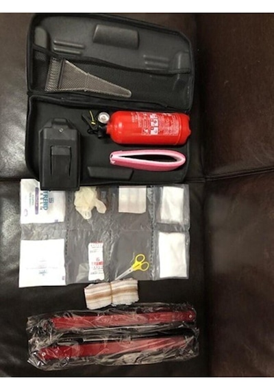 Trafik Seti İlkyardım Lüx Çantalı 1 Kg Yangın Tüplü 4 Ren