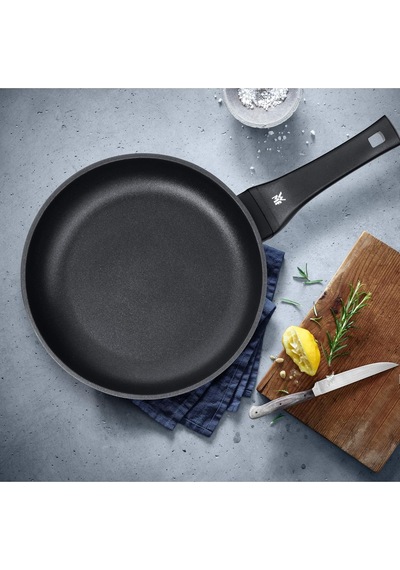 Wmf Permadur Excellent İndüksiyon Tabanlı Çelik Tava 28 Cm Sku: Smg8690010223128 Açık Gri