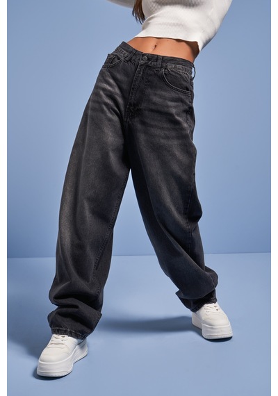it's basic Kadın Koyu Füme Renk Cindy 2w41 Skater Fit Bol Kesim Denim Jean