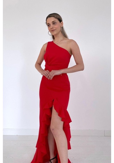 Dogutrend Kırmızı Yırtmaçlı Volanlı Elbise