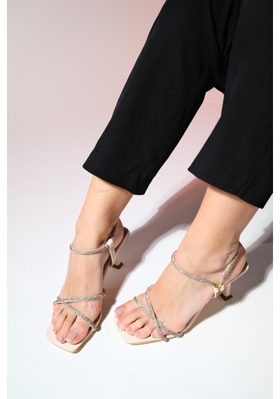 Luvishoes Jasper Bej Taşlı Kadın Abiye Ayakkabı