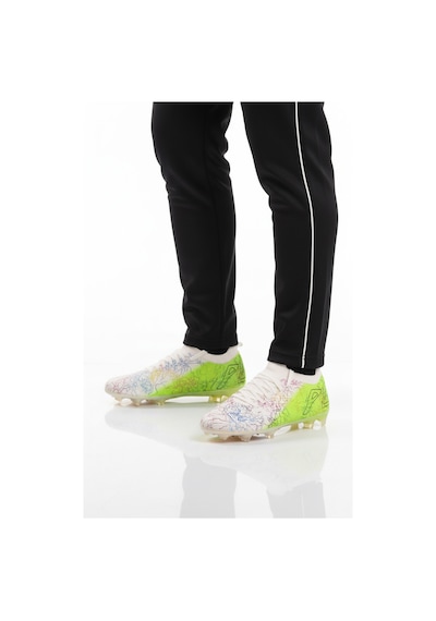 Beyaz Neon Yeşil Çoraplı Bağcıklı Erkek Krampon Mk-252-153 M Beyaz-neon Yeşil