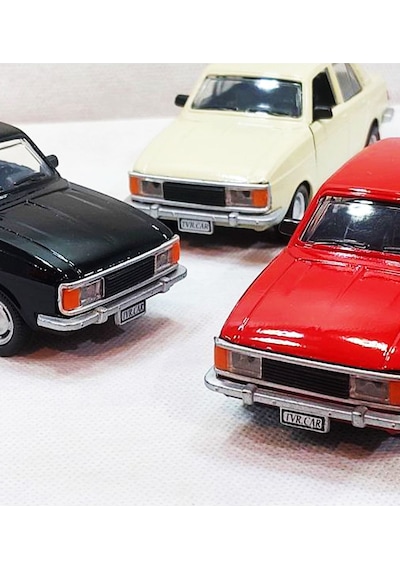 Tofaş Metal Çekbrak Araba Hillman Hunter 1966 Kırmızı Çok Renkli