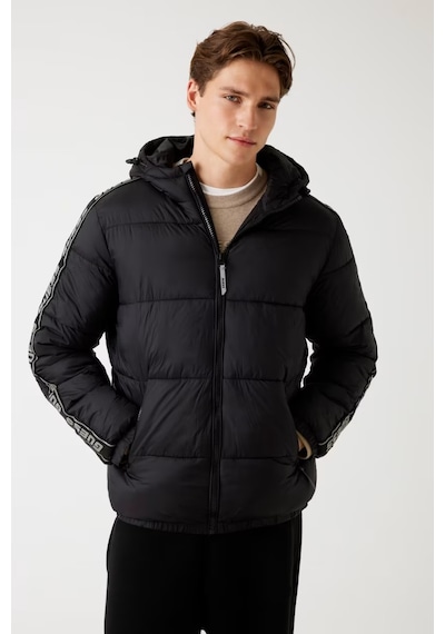 Guess Arlo Erkek Kapüşonlu Mont Z5bl17wo06ı Siyah