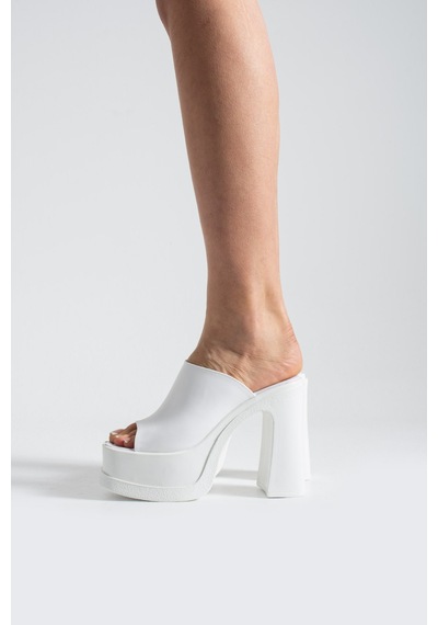 Dabab Shoes Monelıa Kadın Beyaz 13 Cm Platform Topuklu Önü Açık Kalın Topuklu Terlik Sandalet Dabab Shoes Monelıa Kadın Beyaz 13 Cm Platform Topuklu Önü Açık Kalın Topuklu Terlik Sandalet