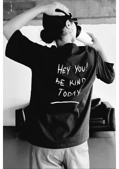 Freedom Storee Kadın Baskılı T-shirt Kısa Kol Bisiklet Yaka Oversize Rahat Kalıp Tişört T-shirt - Siyah Çok Renkli