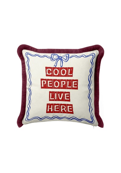 Cool People Live Here Yazılı Saçaklı Yastık Kılıfı-nostaljik Yazı Krem Bordo Püsküllü Kırlent Kılıfı Sarı