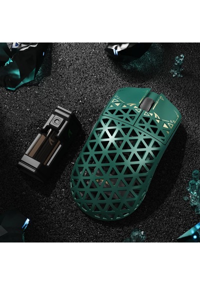 R5 Ultra Karbon Fiber Hyperspeed Kablosuz Gaming Mouse 39g Süper Hafif, Paw3950max Sensör, 42000 Dpı, 8000hz Kablosuz Polling, Bt/2.4g/kablolu Usb-c, Windows/mac Uyumlu Green