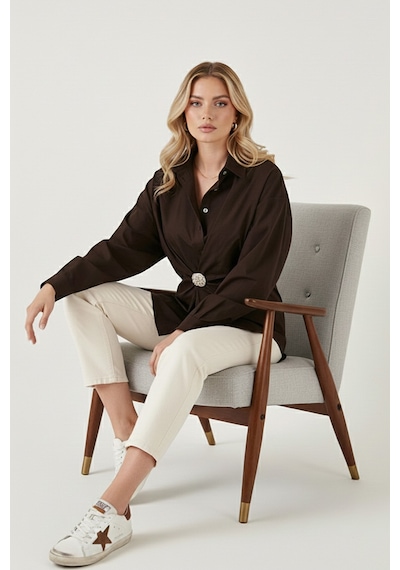 Lela Pamuklu Regular Fit Broş Detaylı Uzun Kollu Bayan Gömlek 6834990 Kahve