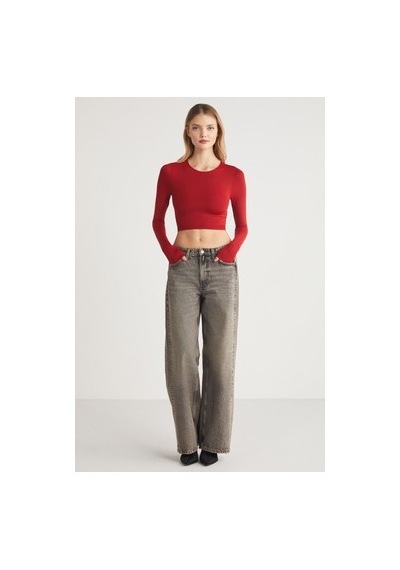 12storeez Esnek Uzun Kollu Kırmızı Kadın Crop Üst Modelleri İle Stil Acı kahve
