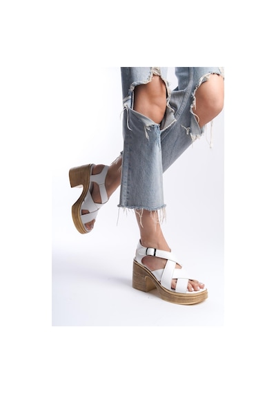 Preshley Kadın Diego Beyaz Ortopedik İç Taban 8 Cm Platform Topuk Sandalet-beyaz Beyaz
