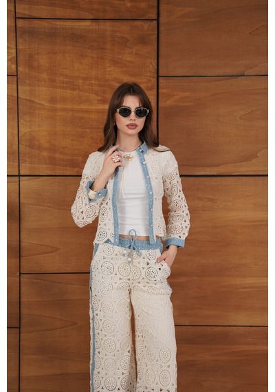 Verymoda Dantel Detaylı İnci Düğmeli Uzun Kollu Kadın Gömlek- - F1945 Ham Mavi
