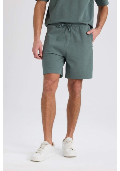 DeFacto Regular Fit Düz Paça Cepli Basic Düz Şort B8792AX25SMGN1019