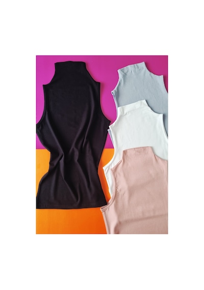 Demirsa Boutique Balıkçı Yaka, Sıfır Kol Modal Kumaş Pudra, Mavi, Siyah Ve Beyaz Renk 4'lü Kadın Atlet Çok Renkli Demirsa Boutique Balıkçı Yaka, Sıfır Kol Modal Kumaş Pudra, Mavi, Siyah Ve Beyaz Renk 4'lü Kadın Atlet Çok Renkli